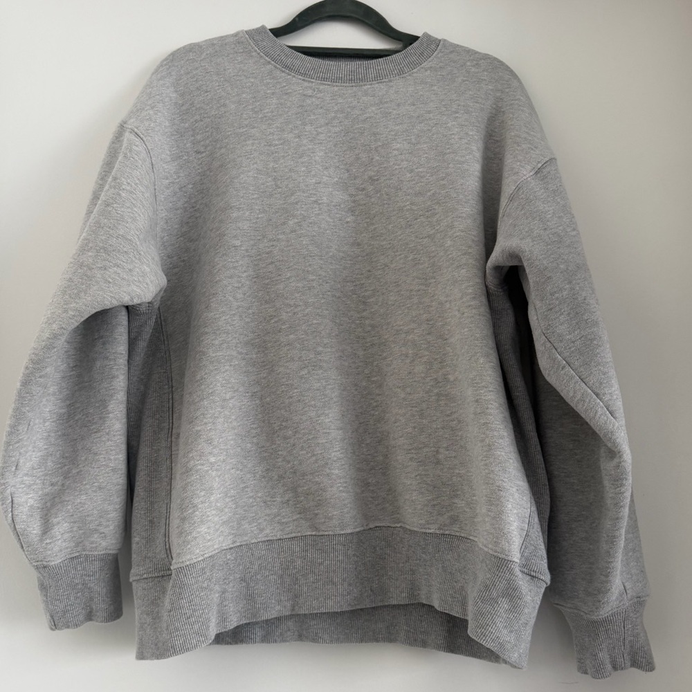Aritzia TNA Cozy boyfriend Gray Sweater